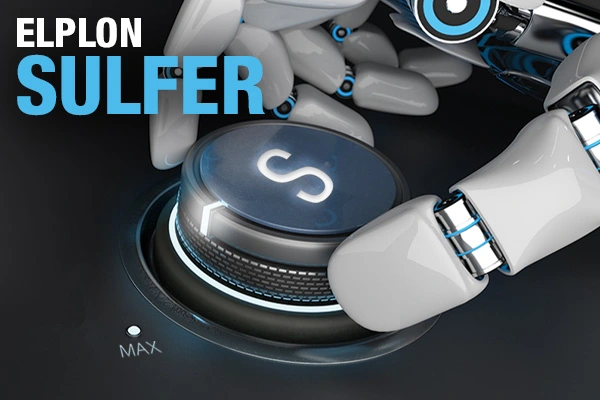 dłoń robota na pokrętle 